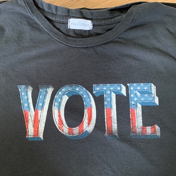 SALE⭐️Full Tilt Vote Oversized Tee Small - Picture 4 of 6